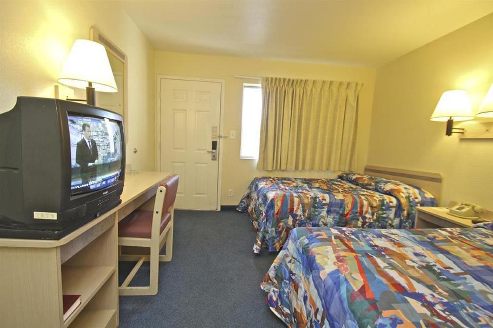 Park Inn By Radisson, Tracy Rum bild